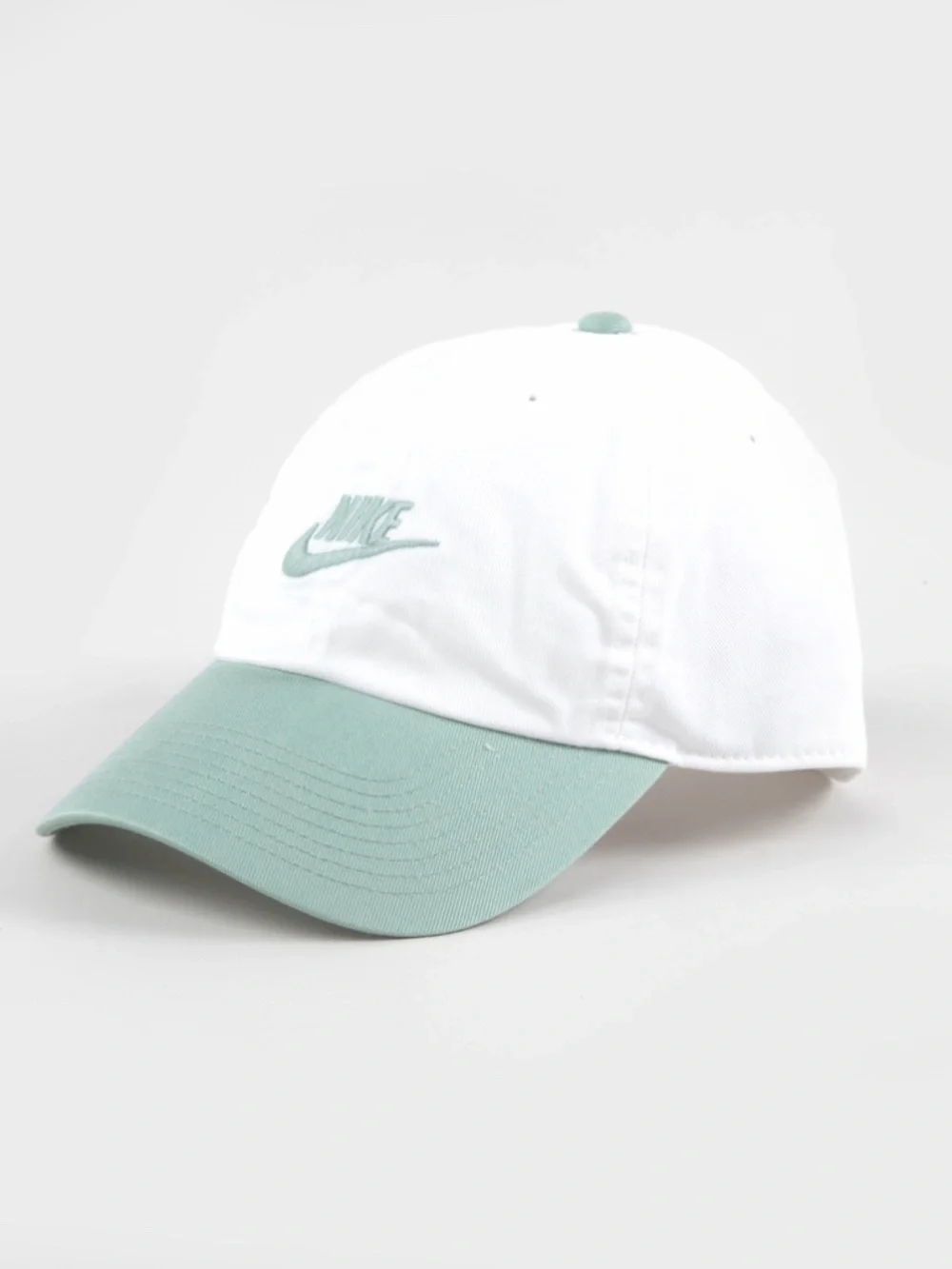 Nike Club Cap Unisex Adjustable White & Light Green Hat M/L New with Tags